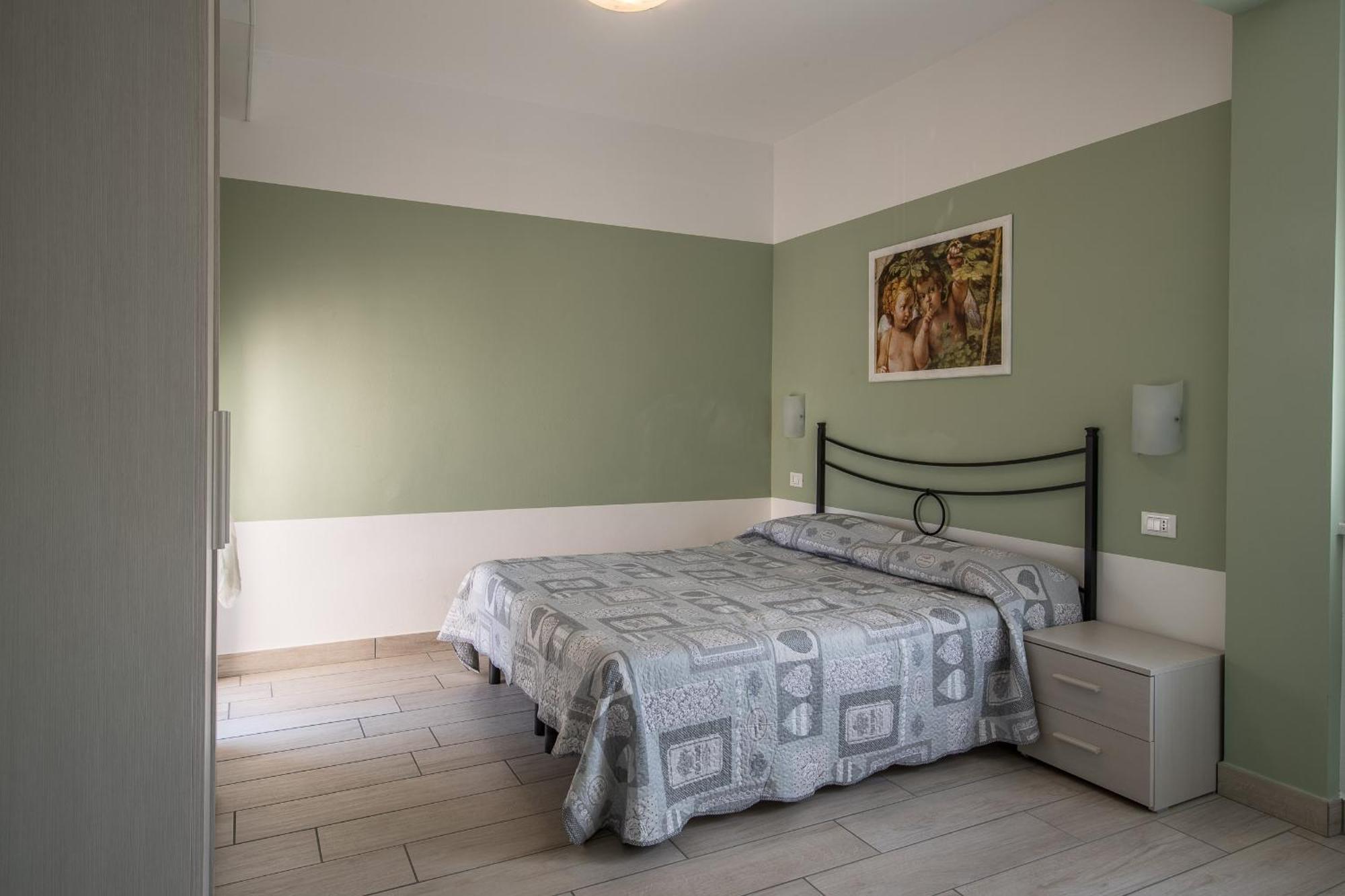 Appartamenti Residence Tulipano سيرمِيوني المظهر الخارجي الصورة