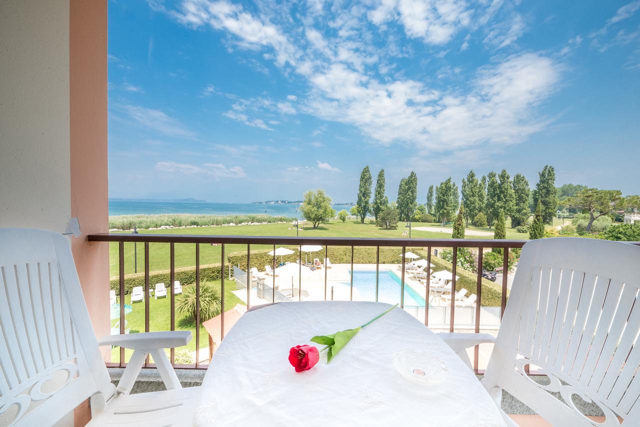 Appartamenti Residence Tulipano سيرمِيوني المظهر الخارجي الصورة