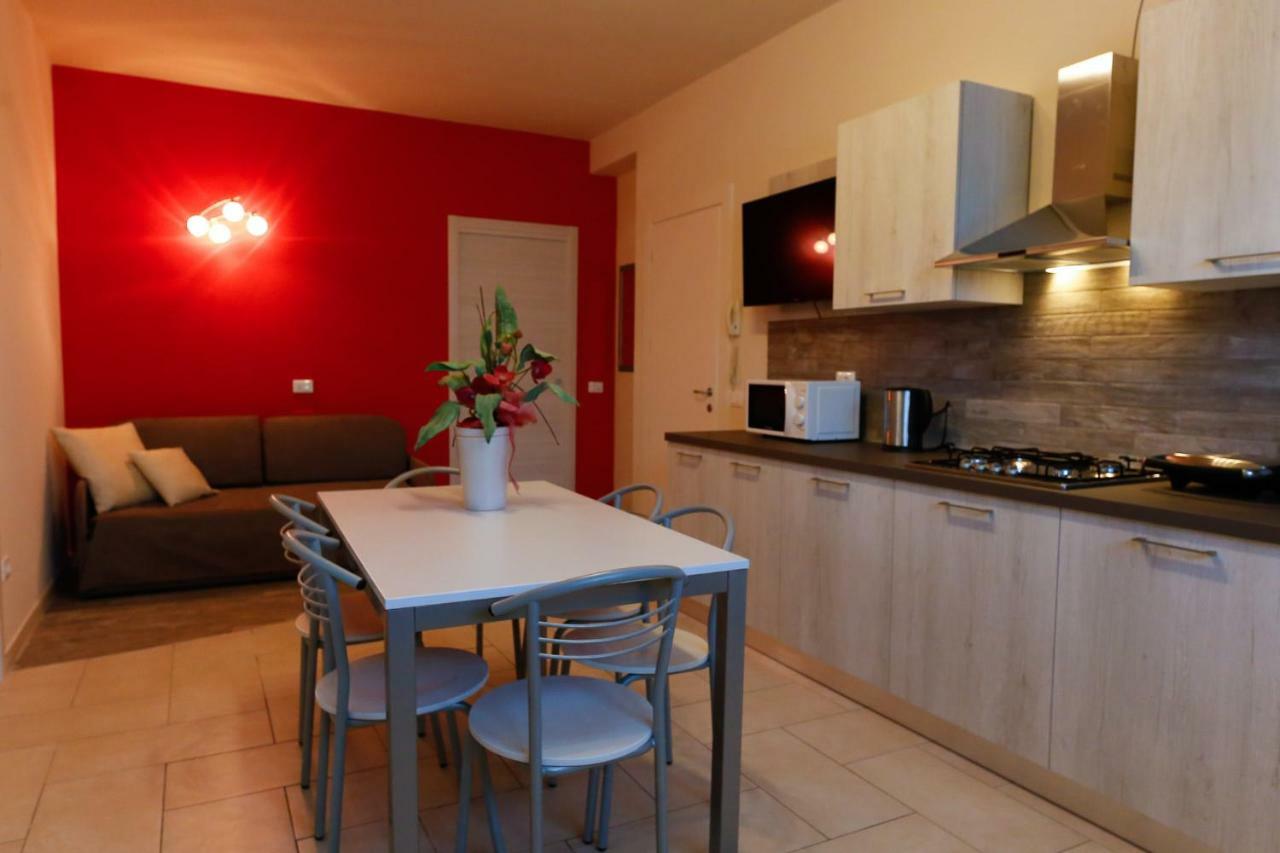 Appartamenti Residence Tulipano سيرمِيوني المظهر الخارجي الصورة