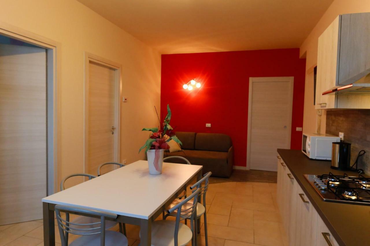 Appartamenti Residence Tulipano سيرمِيوني المظهر الخارجي الصورة